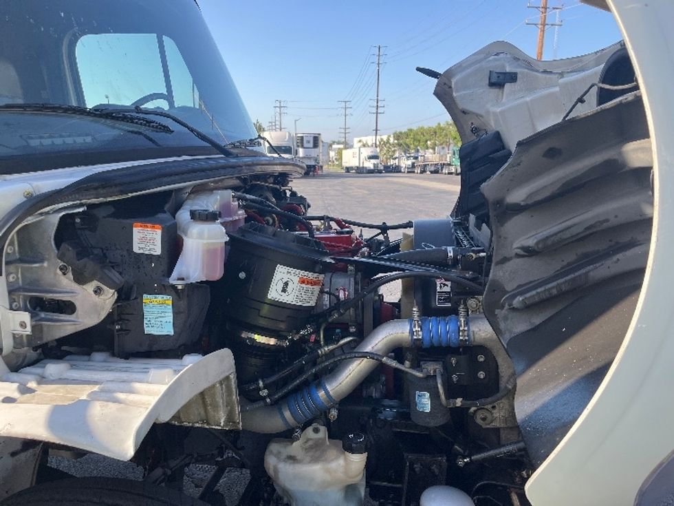 Refrigerated Truck-Light and Medium Duty Trucks-Freightliner-2019-M2-Torrance-CA-339,345\n\t\tmiles-$ 24,500 - Image 22