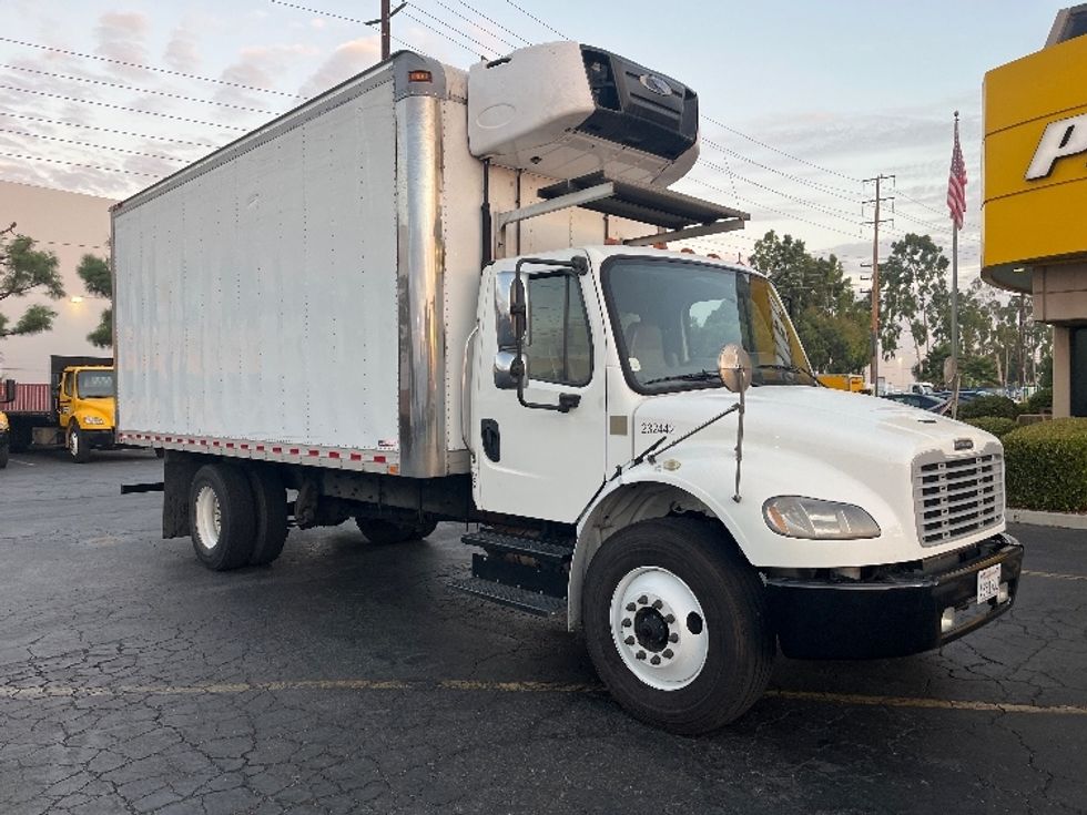 Refrigerated Truck-Light and Medium Duty Trucks-Freightliner-2019-M2-Torrance-CA-339,528\n\t\tmiles-$ 24,250 - Image 1
