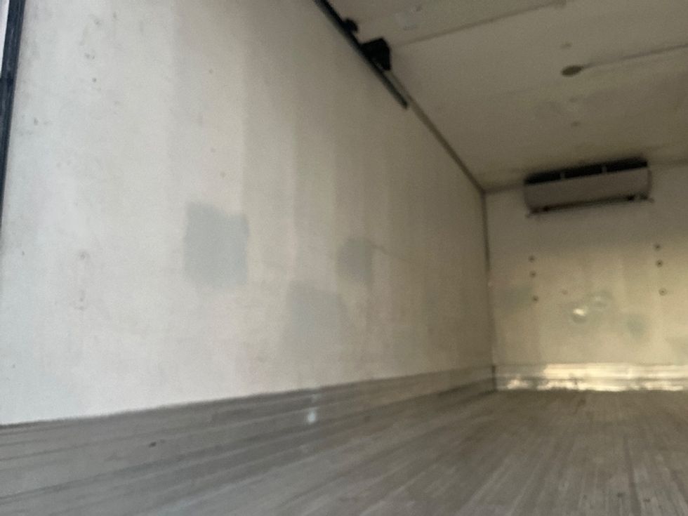 Refrigerated Truck-Light and Medium Duty Trucks-Freightliner-2019-M2-Torrance-CA-339,528\n\t\tmiles-$ 24,250 - Image 11