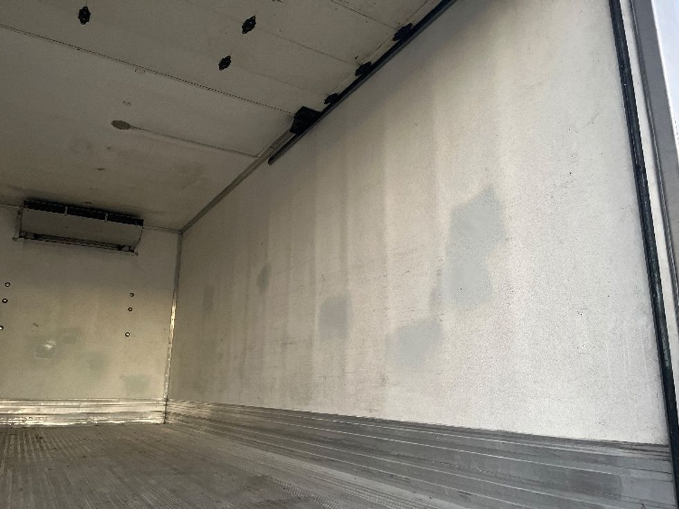 Refrigerated Truck-Light and Medium Duty Trucks-Freightliner-2019-M2-Torrance-CA-339,528\n\t\tmiles-$ 24,250 - Image 12