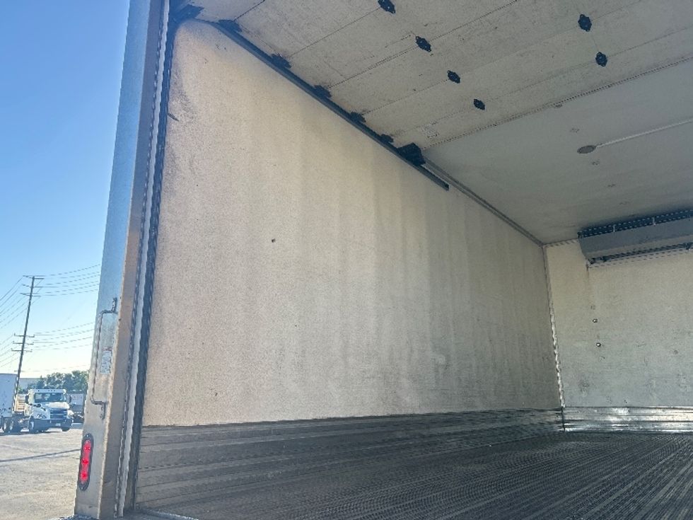 Refrigerated Truck-Light and Medium Duty Trucks-Freightliner-2019-M2-Torrance-CA-344,578\n\t\tmiles-$ 23,500 - Image 10