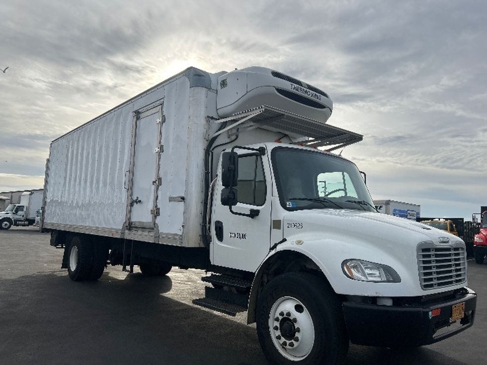 Refrigerated Truck-Light and Medium Duty Trucks-Freightliner-2019-M2-Torrance-CA-46,358\n\t\tmiles-$ 61,500 - Image 1