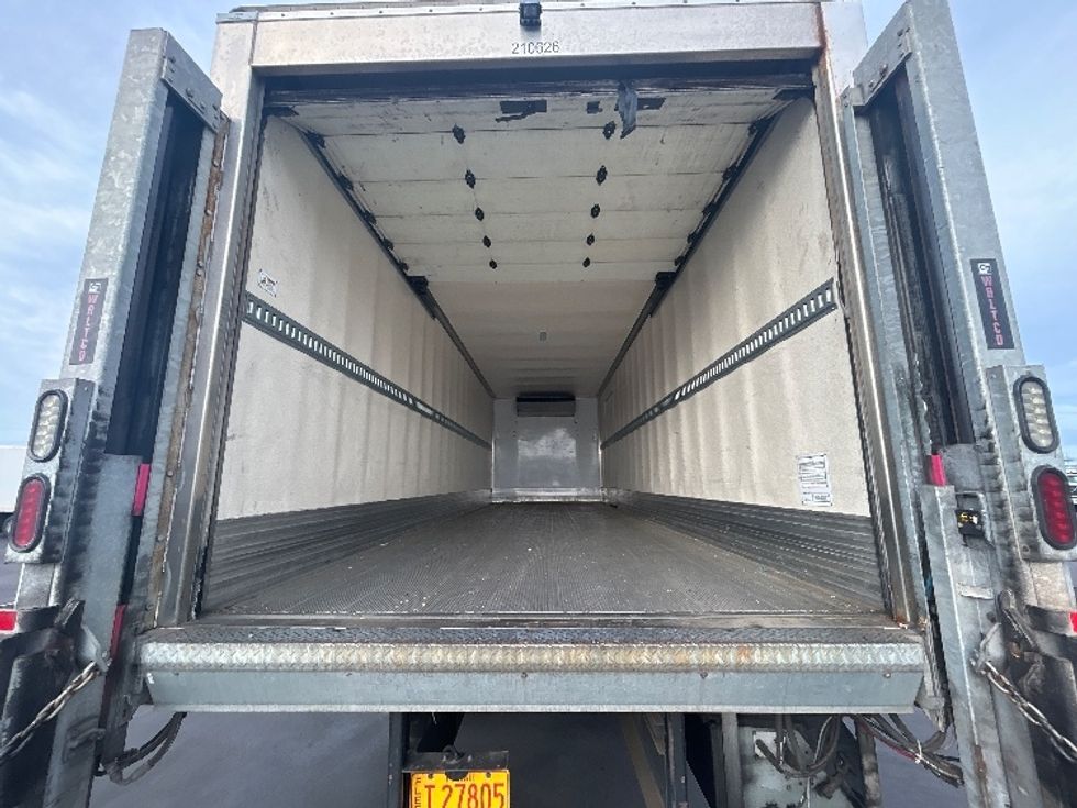 Refrigerated Truck-Light and Medium Duty Trucks-Freightliner-2019-M2-Torrance-CA-46,358\n\t\tmiles-$ 61,500 - Image 10