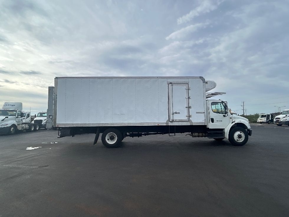 Refrigerated Truck-Light and Medium Duty Trucks-Freightliner-2019-M2-Torrance-CA-46,358\n\t\tmiles-$ 61,500 - Image 15