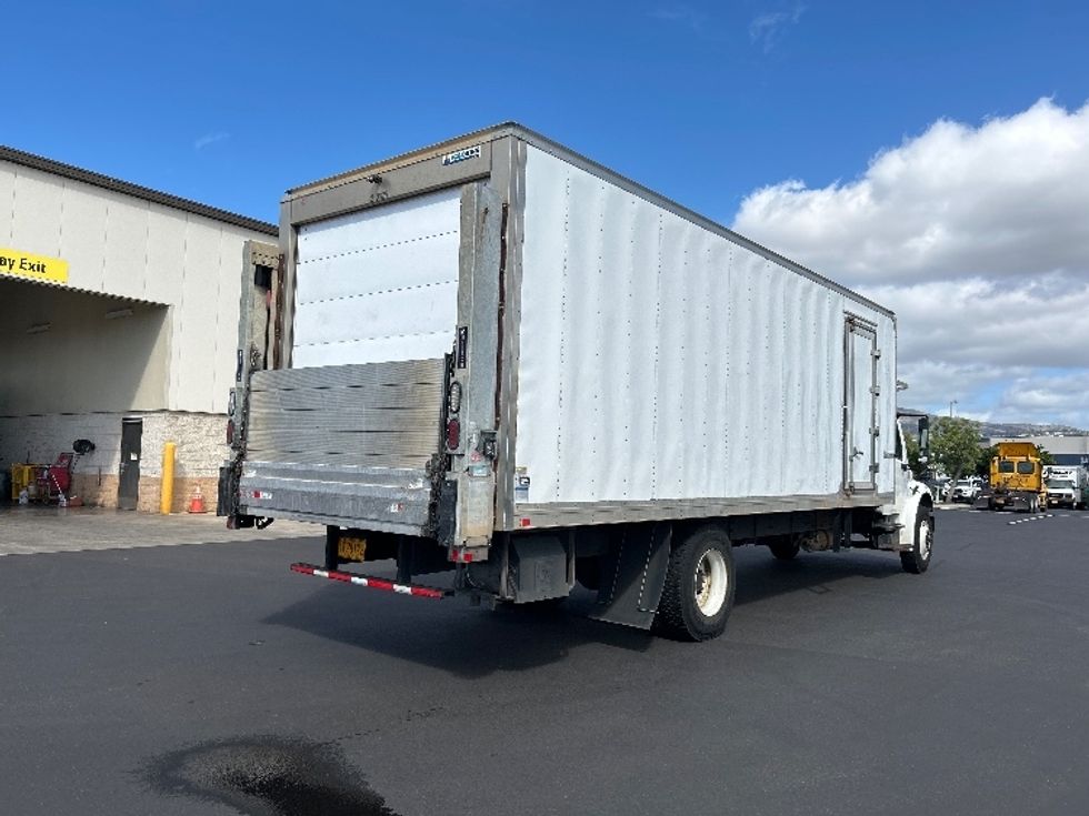Refrigerated Truck-Light and Medium Duty Trucks-Freightliner-2019-M2-Torrance-CA-60,217\n\t\tmiles-$ 59,750 - Image 13