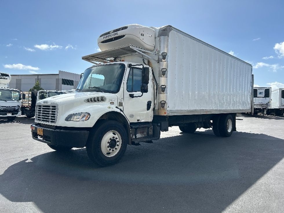 Refrigerated Truck-Light and Medium Duty Trucks-Freightliner-2019-M2-Torrance-CA-60,217\n\t\tmiles-$ 59,750 - Image 3