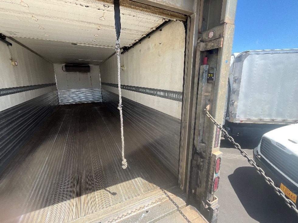 Refrigerated Truck-Light and Medium Duty Trucks-Freightliner-2019-M2-Torrance-CA-63,751\n\t\tmiles-$ 57,250 - Image 11
