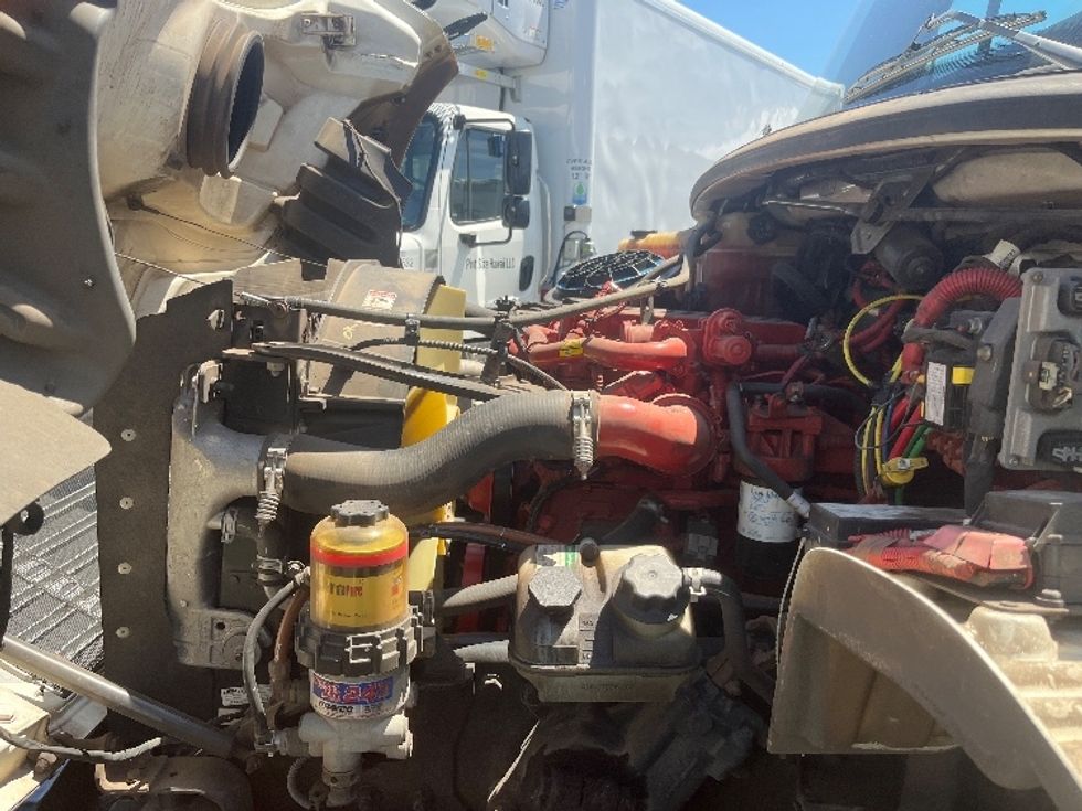 Refrigerated Truck-Light and Medium Duty Trucks-Freightliner-2019-M2-Torrance-CA-63,751\n\t\tmiles-$ 57,250 - Image 22