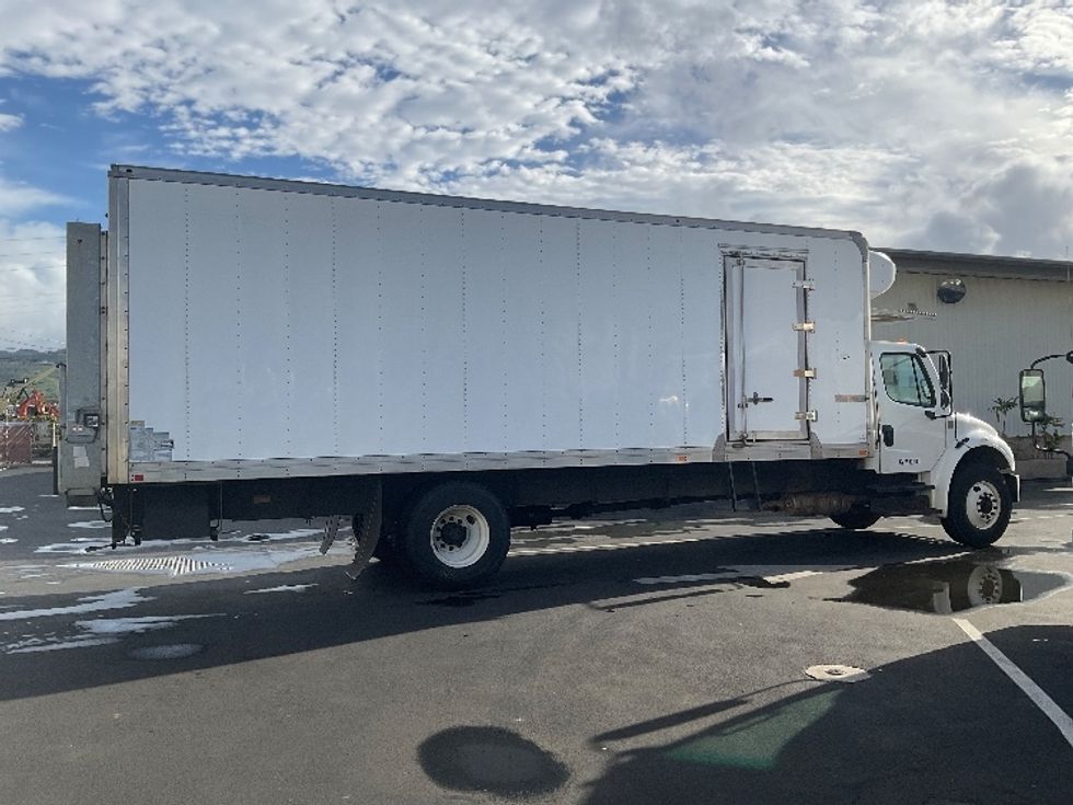 Refrigerated Truck-Light and Medium Duty Trucks-Freightliner-2019-M2-Torrance-CA-66,121\n\t\tmiles-$ 59,000 - Image 15