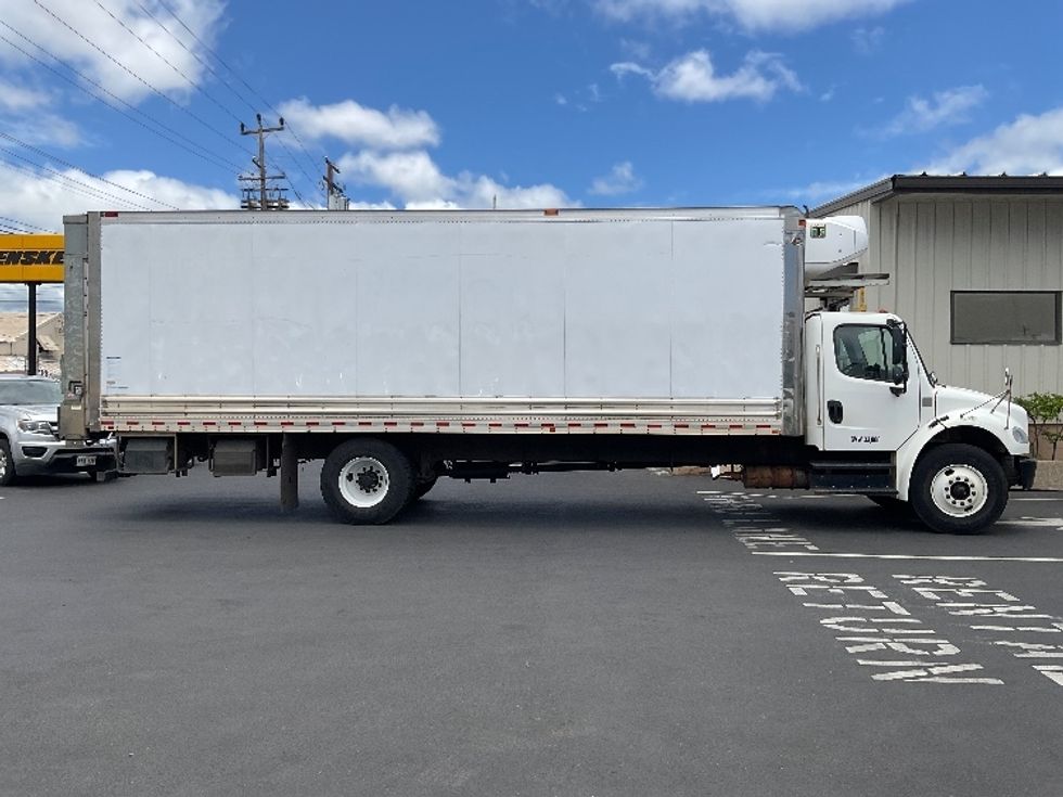 Refrigerated Truck-Light and Medium Duty Trucks-Freightliner-2019-M2-Torrance-CA-70,209\n\t\tmiles-$ 59,000 - Image 15