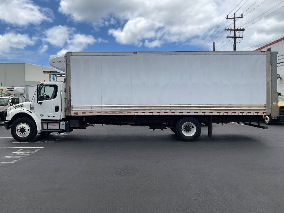 Refrigerated Truck-Light and Medium Duty Trucks-Freightliner-2019-M2-Torrance-CA-70,209\n\t\tmiles-$ 59,000 - Image 4