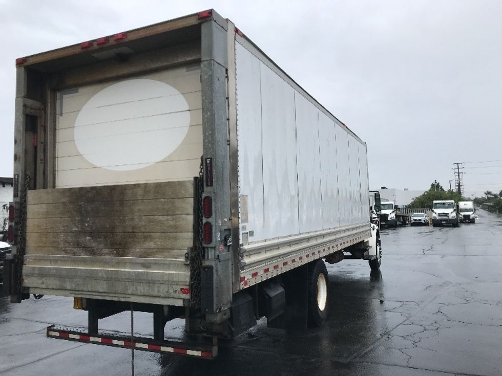 Refrigerated Truck-Light and Medium Duty Trucks-Freightliner-2019-M2-Torrance-CA-71,719\n\t\tmiles-$ 59,250 - Image 13