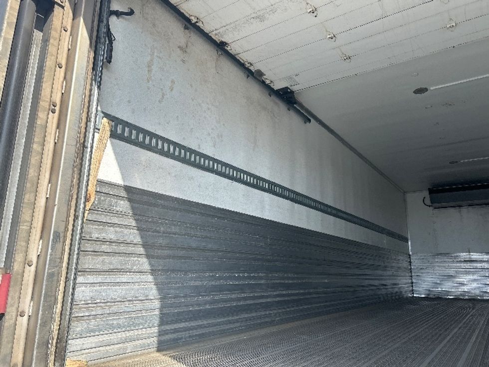 Refrigerated Truck-Light and Medium Duty Trucks-Freightliner-2019-M2-Torrance-CA-76,461\n\t\tmiles-$ 57,500 - Image 11