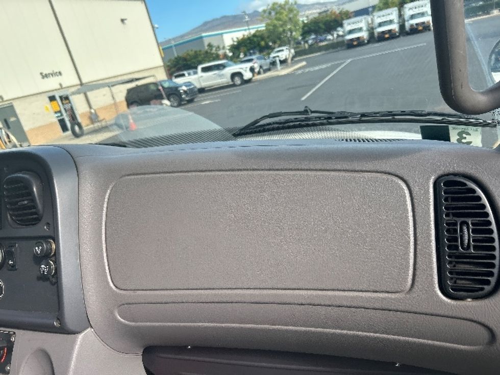 Refrigerated Truck-Light and Medium Duty Trucks-Freightliner-2019-M2-Torrance-CA-76,461\n\t\tmiles-$ 57,500 - Image 21