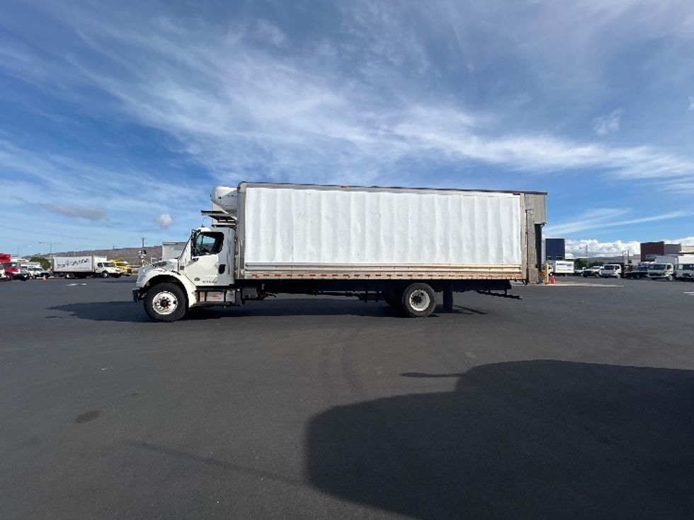 Refrigerated Truck-Light and Medium Duty Trucks-Freightliner-2019-M2-Torrance-CA-76,461\n\t\tmiles-$ 57,500 - Image 4