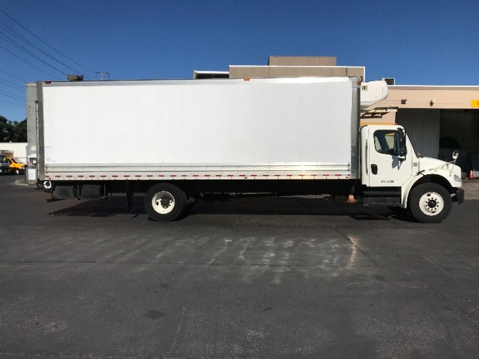 Refrigerated Truck-Light and Medium Duty Trucks-Freightliner-2019-M2-Torrance-CA-78,886\n\t\tmiles-$ 58,750 - Image 15