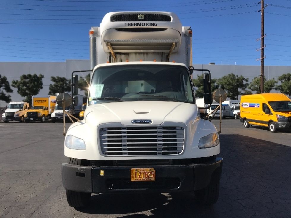 Refrigerated Truck-Light and Medium Duty Trucks-Freightliner-2019-M2-Torrance-CA-78,886\n\t\tmiles-$ 58,750 - Image 2