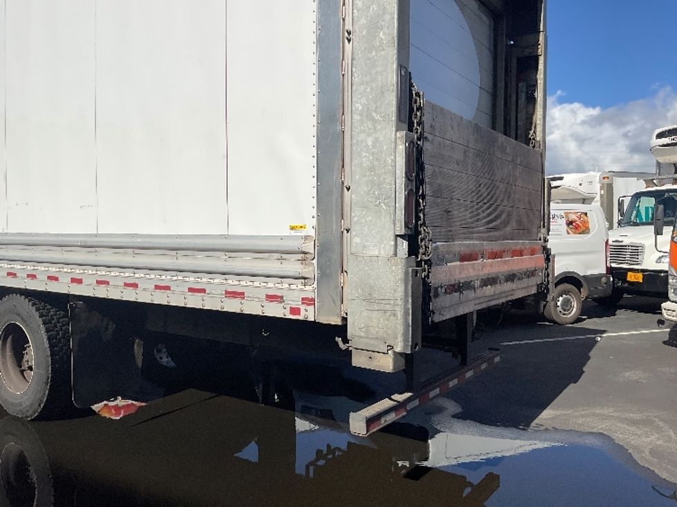 Refrigerated Truck-Light and Medium Duty Trucks-Freightliner-2019-M2-Torrance-CA-78,886\n\t\tmiles-$ 58,750 - Image 28