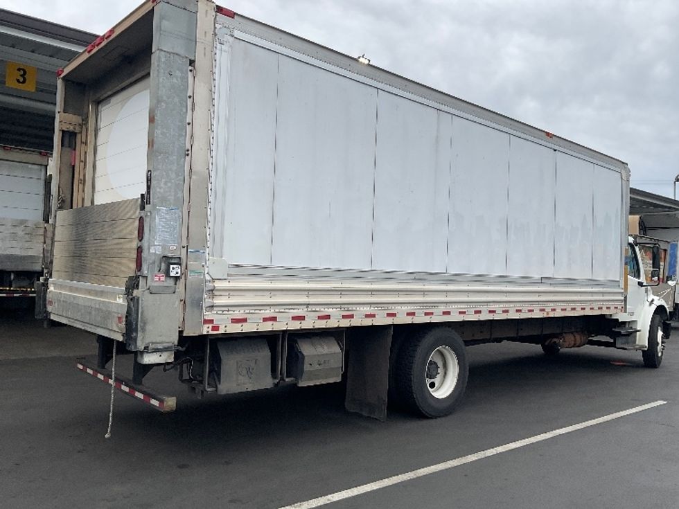 Refrigerated Truck-Light and Medium Duty Trucks-Freightliner-2019-M2-Torrance-CA-89,778\n\t\tmiles-$ 56,250 - Image 13