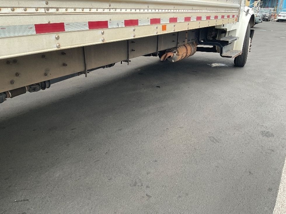Refrigerated Truck-Light and Medium Duty Trucks-Freightliner-2019-M2-Torrance-CA-89,778\n\t\tmiles-$ 56,250 - Image 14