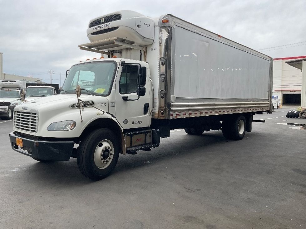 Refrigerated Truck-Light and Medium Duty Trucks-Freightliner-2019-M2-Torrance-CA-89,778\n\t\tmiles-$ 56,250 - Image 3