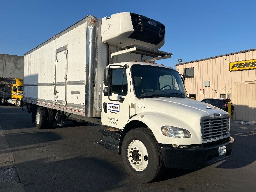 Refrigerated Truck-Light and Medium Duty Trucks-Freightliner-2019-M2-Vernon-CA-159,094\n\t\tmiles-$ 69,250 - Image 1
