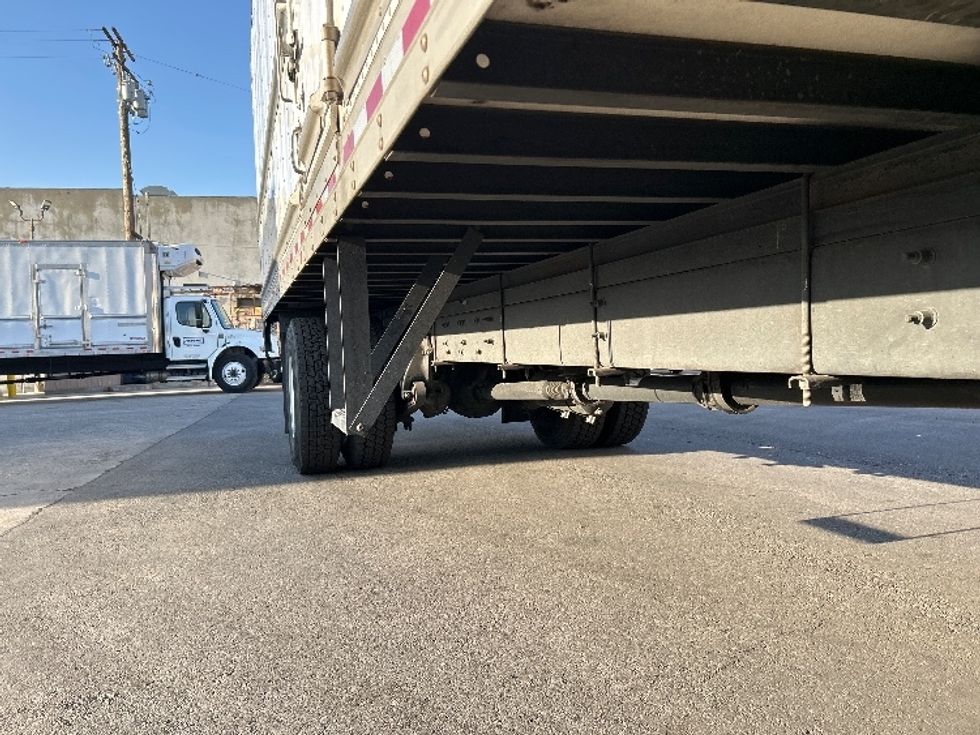 Refrigerated Truck-Light and Medium Duty Trucks-Freightliner-2019-M2-Vernon-CA-159,094\n\t\tmiles-$ 69,250 - Image 13