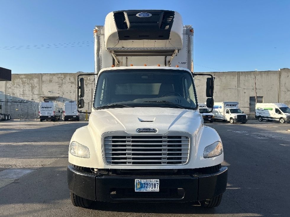 2019 Freightliner M2 106 Medium Duty photo 2
