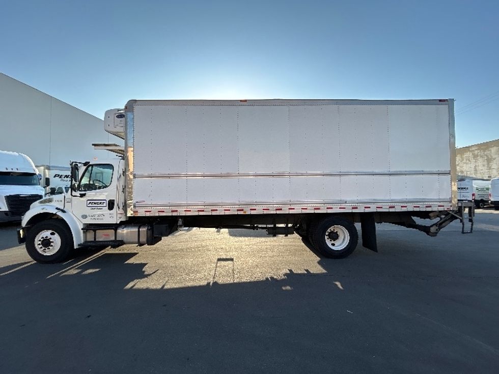 2019 Freightliner M2 106 Medium Duty photo 4