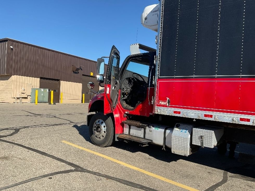 Refrigerated Truck-Light and Medium Duty Trucks-Freightliner-2019-M2-Warren-MI-231,411\n\t\tmiles-$ 57,250 - Image 15