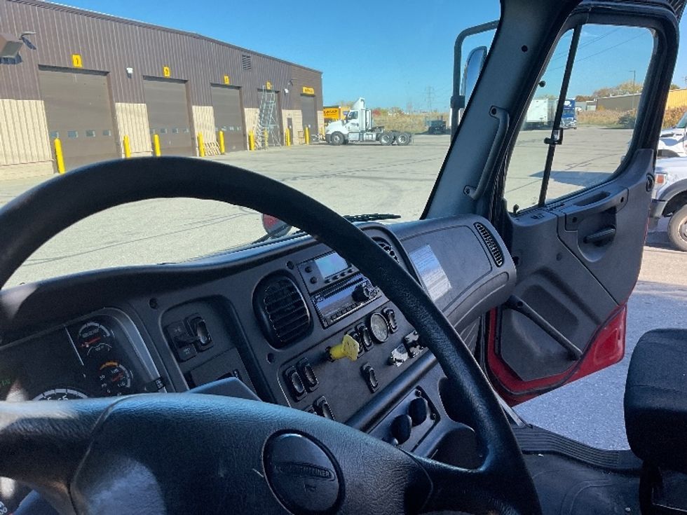 Refrigerated Truck-Light and Medium Duty Trucks-Freightliner-2019-M2-Warren-MI-231,411\n\t\tmiles-$ 57,250 - Image 16
