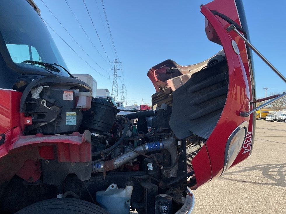 Refrigerated Truck-Light and Medium Duty Trucks-Freightliner-2019-M2-Warren-MI-231,411\n\t\tmiles-$ 57,250 - Image 22