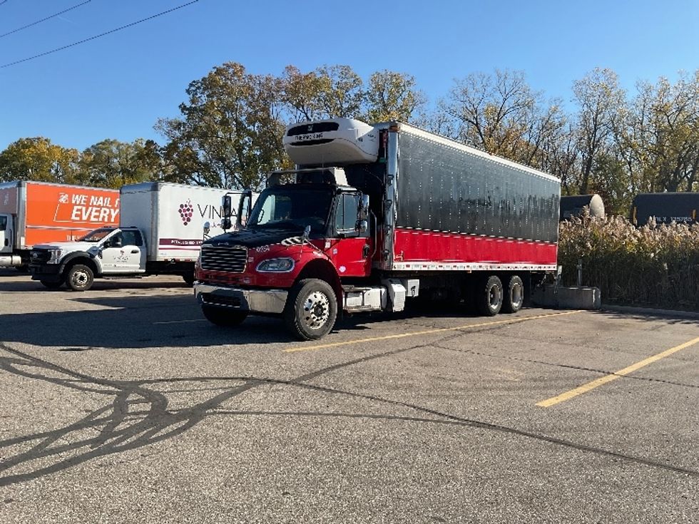 Refrigerated Truck-Light and Medium Duty Trucks-Freightliner-2019-M2-Warren-MI-231,411\n\t\tmiles-$ 57,250 - Image 3