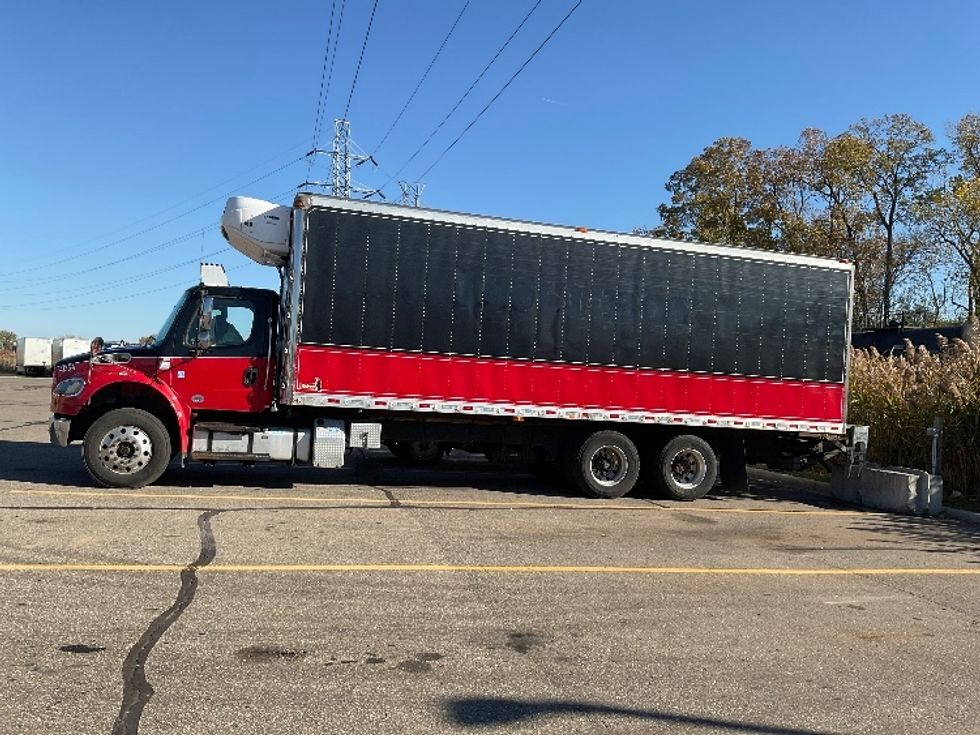 Refrigerated Truck-Light and Medium Duty Trucks-Freightliner-2019-M2-Warren-MI-231,411\n\t\tmiles-$ 57,250 - Image 4