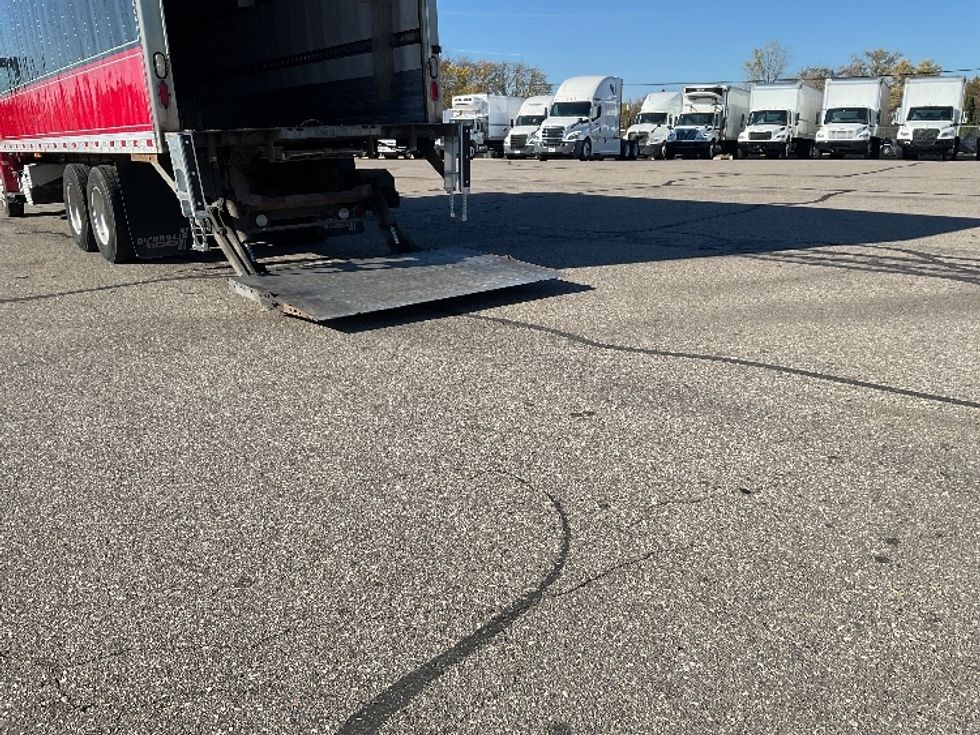 Refrigerated Truck-Light and Medium Duty Trucks-Freightliner-2019-M2-Warren-MI-231,411\n\t\tmiles-$ 57,250 - Image 9