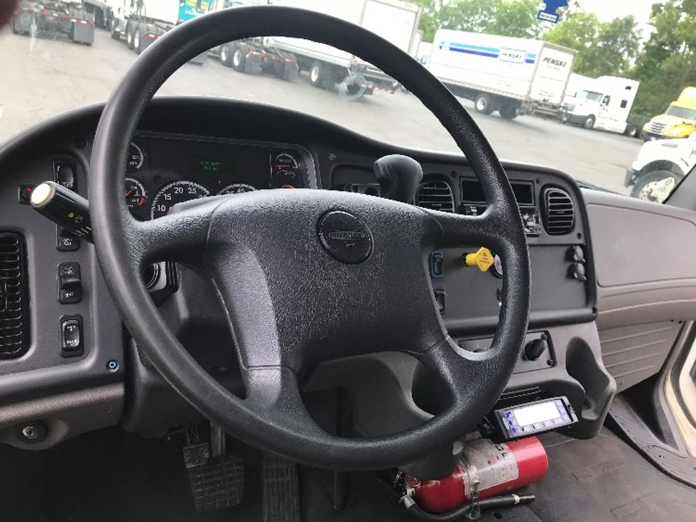 Refrigerated Truck-Light and Medium Duty Trucks-Freightliner-2019-M2-Watertown-NY-204,861\n\t\tmiles-$ 52,000 - Image 17