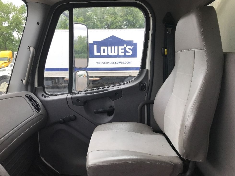 Refrigerated Truck-Light and Medium Duty Trucks-Freightliner-2019-M2-Watertown-NY-204,861\n\t\tmiles-$ 52,000 - Image 19