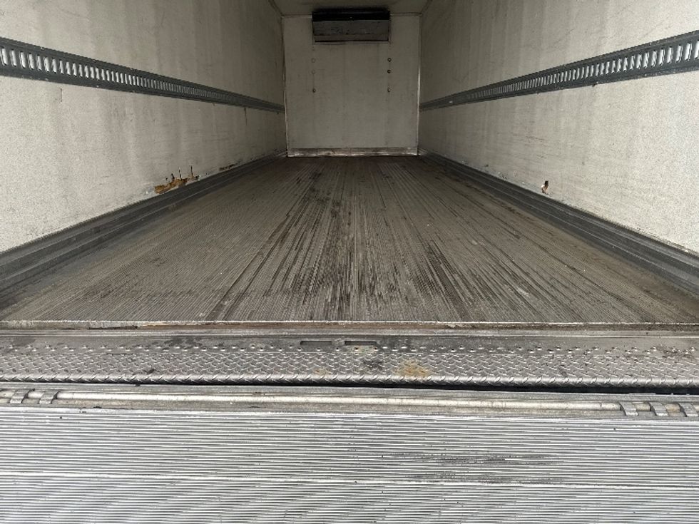 Refrigerated Truck-Light and Medium Duty Trucks-Freightliner-2019-M2-West Sacramento-CA-116,919\n\t\tmiles-$ 66,250 - Image 10