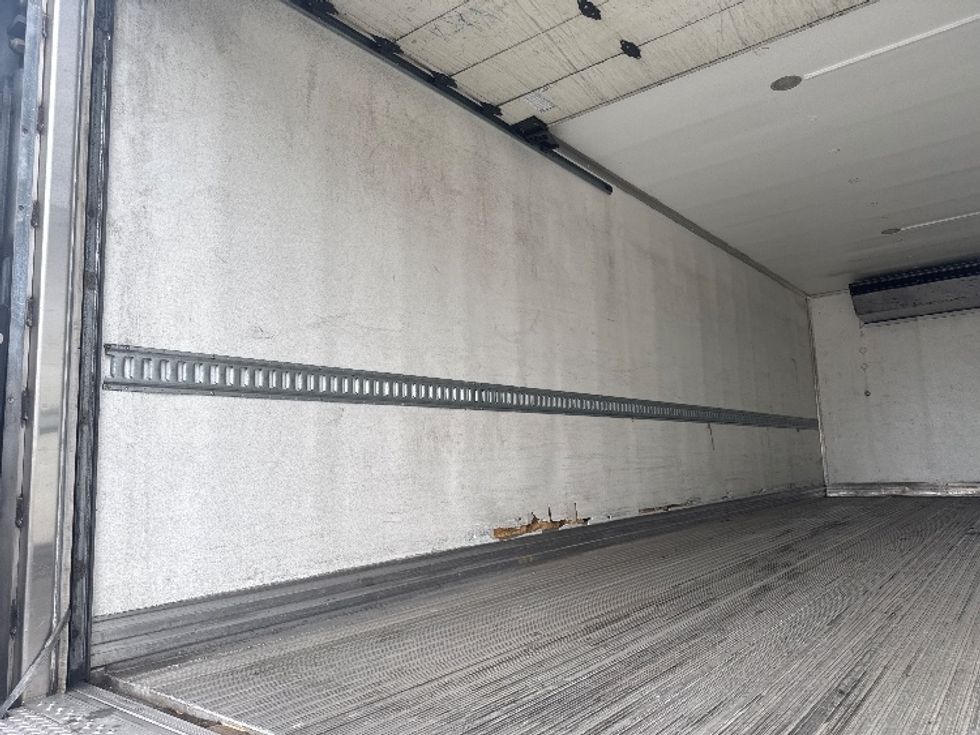 Refrigerated Truck-Light and Medium Duty Trucks-Freightliner-2019-M2-West Sacramento-CA-116,919\n\t\tmiles-$ 66,250 - Image 11