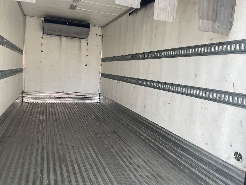 Refrigerated Truck-Light and Medium Duty Trucks-Freightliner-2019-M2-West Sacramento-CA-143,850\n\t\tmiles-$ 54,000 - Image 12
