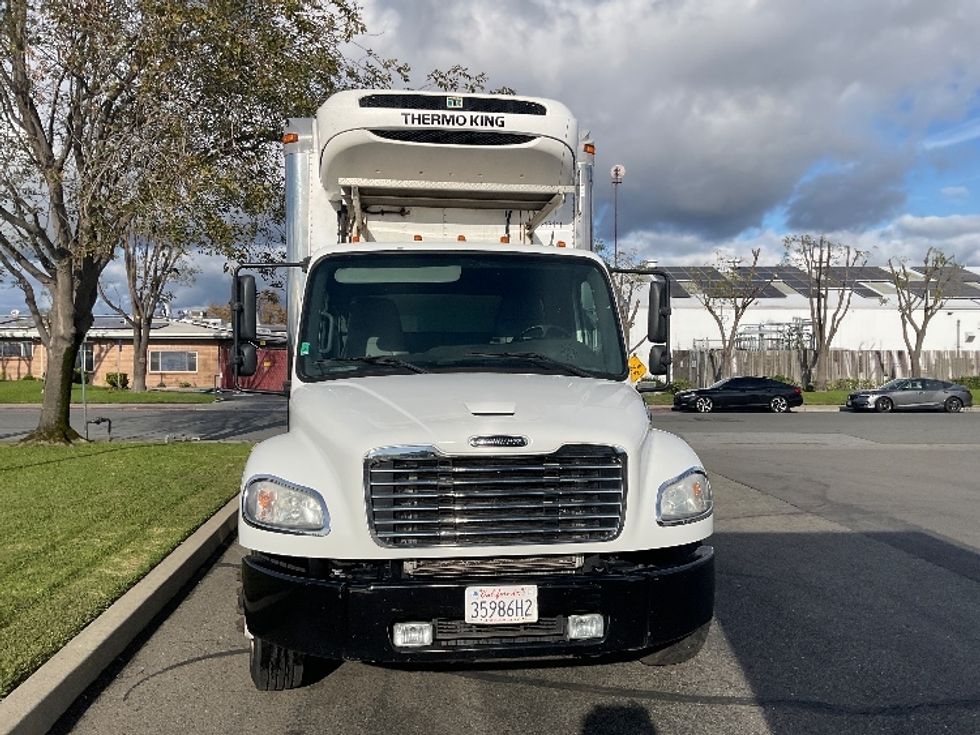 Refrigerated Truck-Light and Medium Duty Trucks-Freightliner-2019-M2-West Sacramento-CA-143,850\n\t\tmiles-$ 54,000 - Image 2