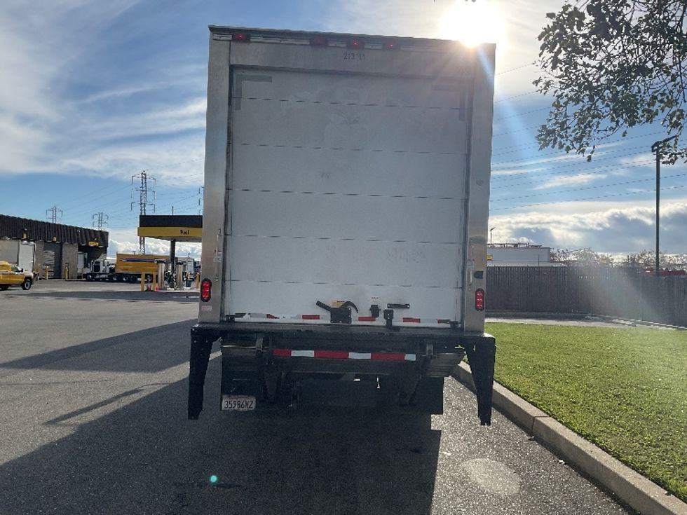 Refrigerated Truck-Light and Medium Duty Trucks-Freightliner-2019-M2-West Sacramento-CA-143,850\n\t\tmiles-$ 54,000 - Image 7