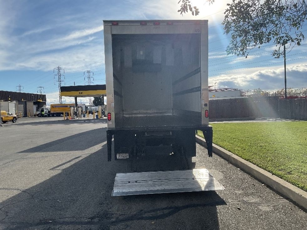 Refrigerated Truck-Light and Medium Duty Trucks-Freightliner-2019-M2-West Sacramento-CA-143,850\n\t\tmiles-$ 54,000 - Image 9