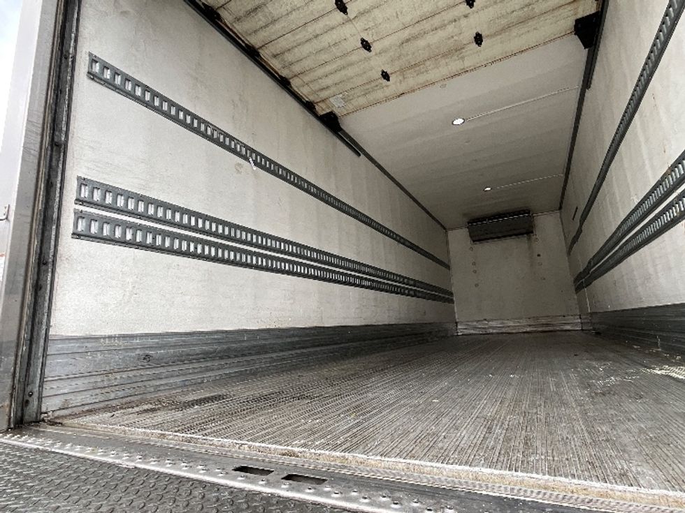 Refrigerated Truck-Light and Medium Duty Trucks-Freightliner-2019-M2-West Sacramento-CA-151,948\n\t\tmiles-$ 62,750 - Image 11