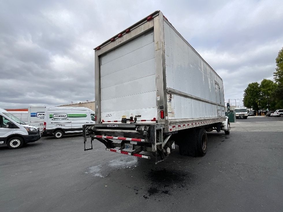 Refrigerated Truck-Light and Medium Duty Trucks-Freightliner-2019-M2-West Sacramento-CA-151,948\n\t\tmiles-$ 62,750 - Image 13