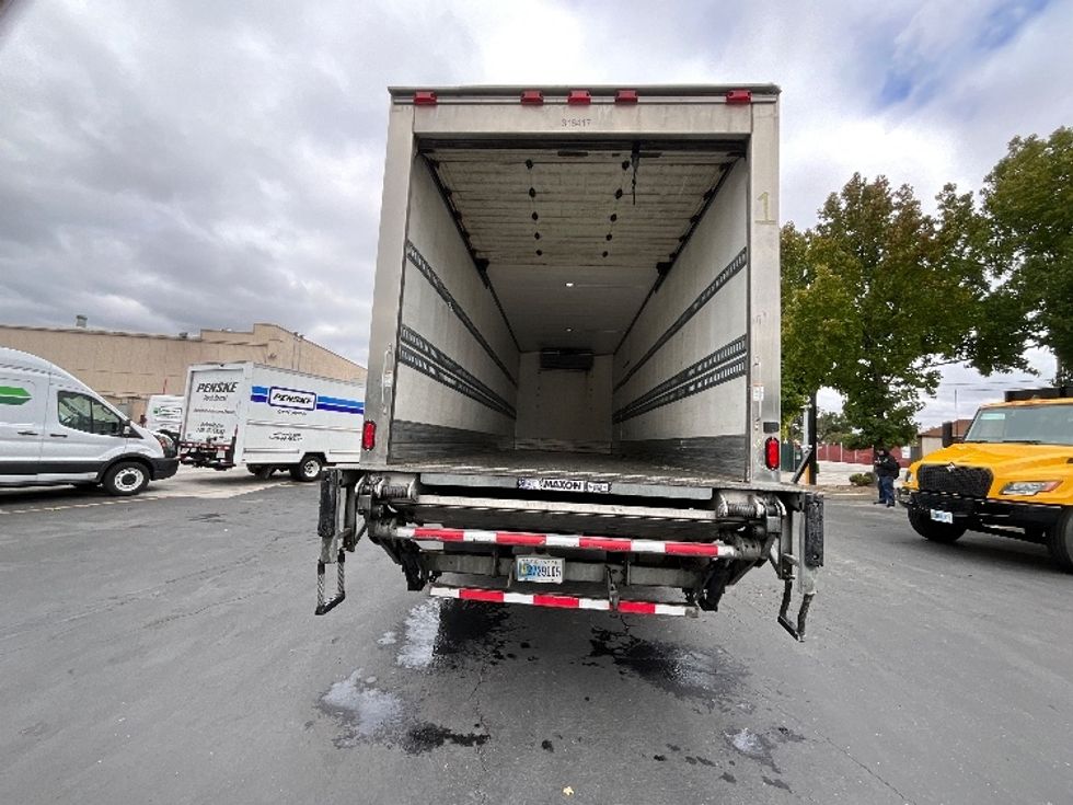 Refrigerated Truck-Light and Medium Duty Trucks-Freightliner-2019-M2-West Sacramento-CA-151,948\n\t\tmiles-$ 62,750 - Image 8
