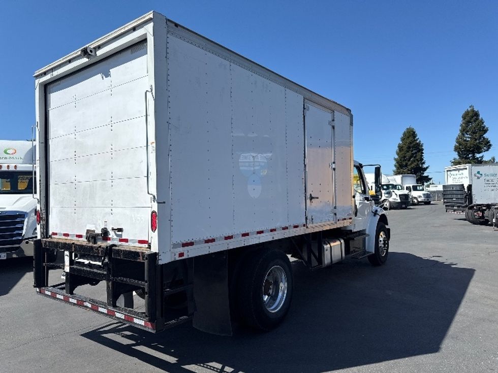 Refrigerated Truck-Light and Medium Duty Trucks-Freightliner-2019-M2-West Sacramento-CA-154,763\n\t\tmiles-$ 42,250 - Image 13