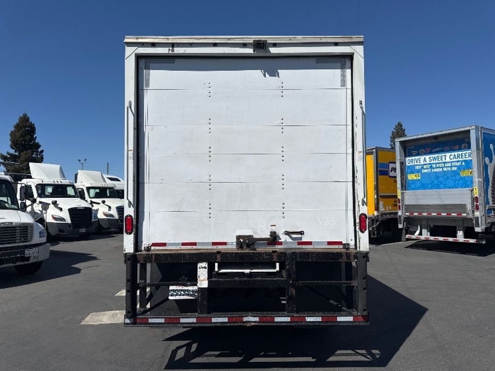 Refrigerated Truck-Light and Medium Duty Trucks-Freightliner-2019-M2-West Sacramento-CA-154,763\n\t\tmiles-$ 42,250 - Image 7