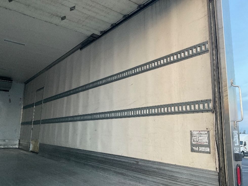 Refrigerated Truck-Light and Medium Duty Trucks-Freightliner-2019-M2-West Sacramento-CA-159,242\n\t\tmiles-$ 63,000 - Image 12
