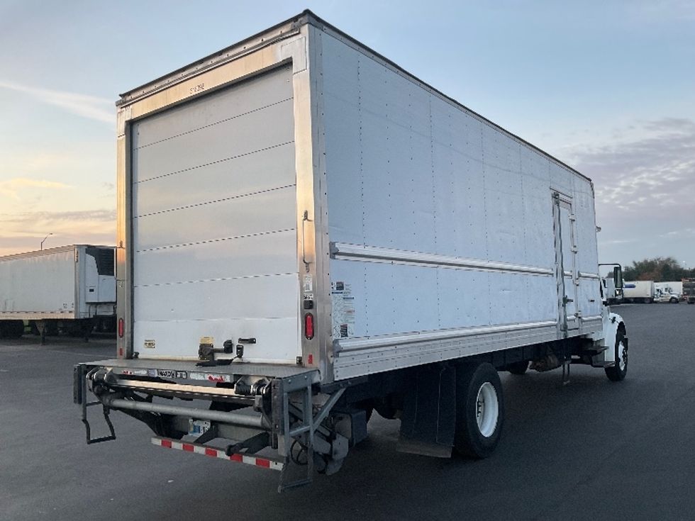 Refrigerated Truck-Light and Medium Duty Trucks-Freightliner-2019-M2-West Sacramento-CA-159,242\n\t\tmiles-$ 63,000 - Image 13